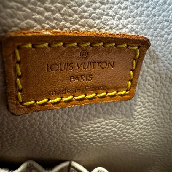 Louis Vuitton Spontini - Picture 9 of 11